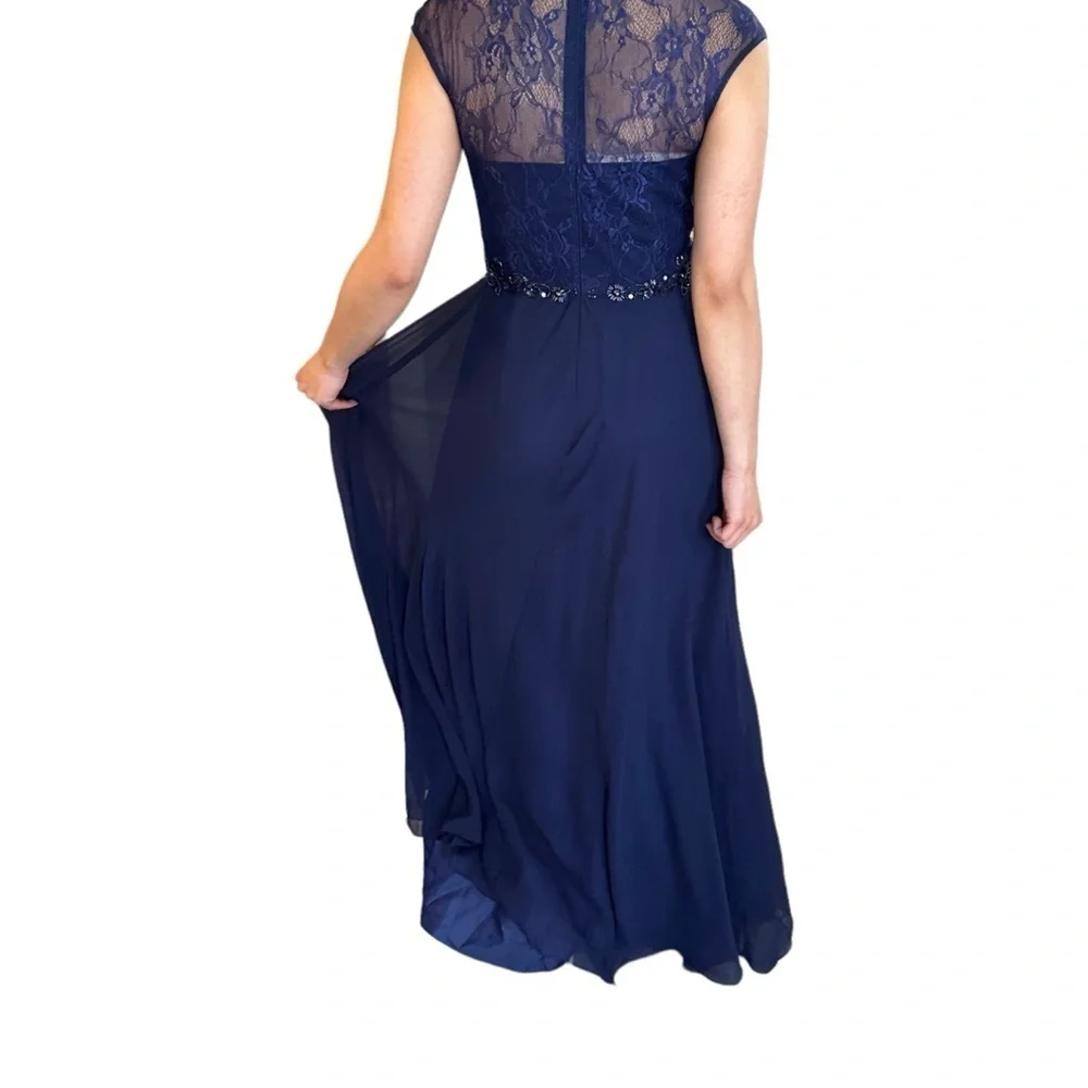 LAURA PETITE ROYAL BLUE V-NECK RHINESTONE DETAIL PROM FORMAL EVENING GOWN SIZE 4 - Picture 7 of 16